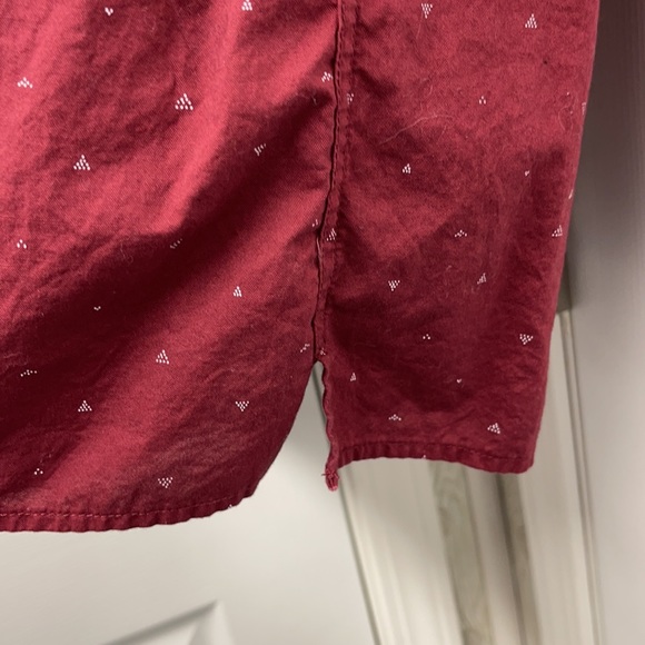 American Eagle Burgundy Cotton Short Sleeve Shirt - Picture 4 of 10